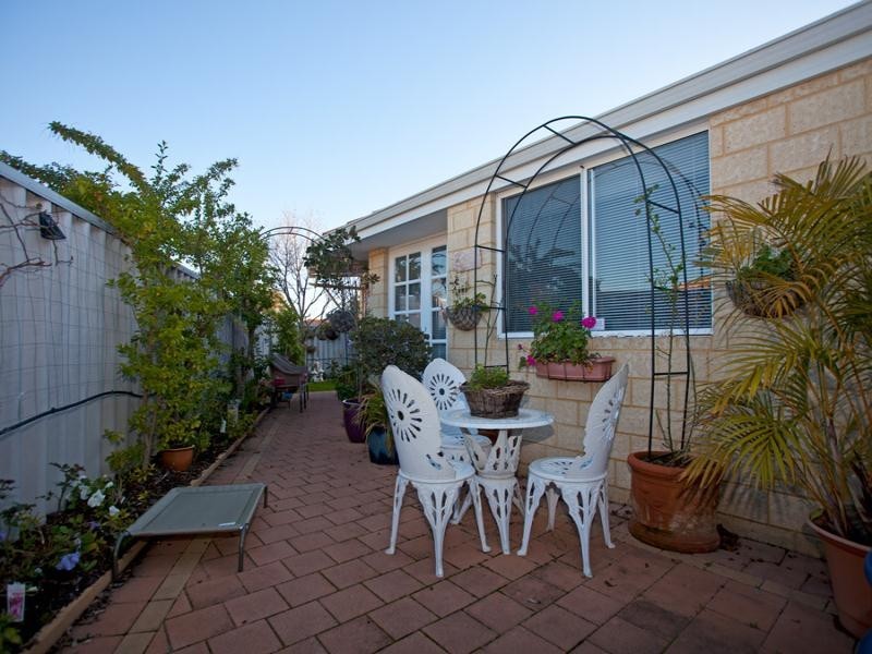 21 Santarosa Way, Stirling WA 6021