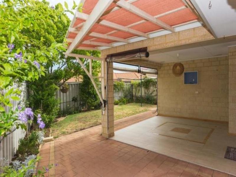 21 Santarosa Way, Stirling WA 6021