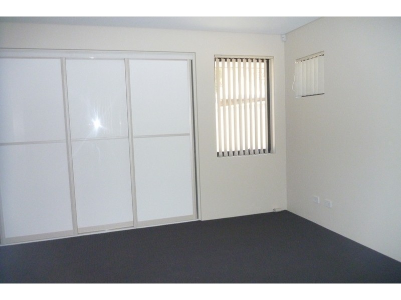 7B Earnley Crescent, Balga WA 6061