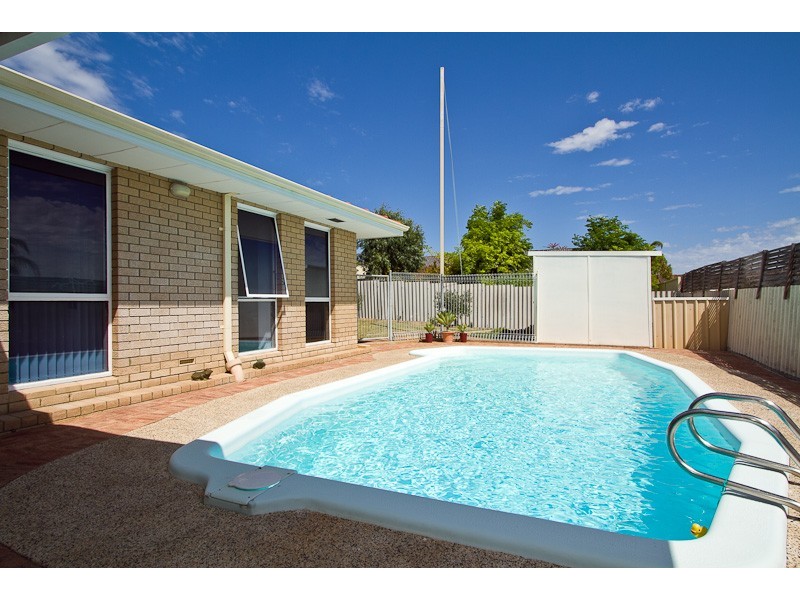 Padbury WA 6025