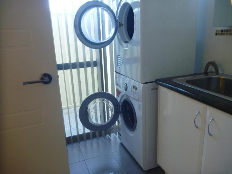 3/14 Kinsella Street, Joondanna WA 6060