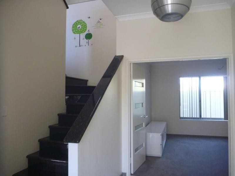 3/14 Kinsella Street, Joondanna WA 6060