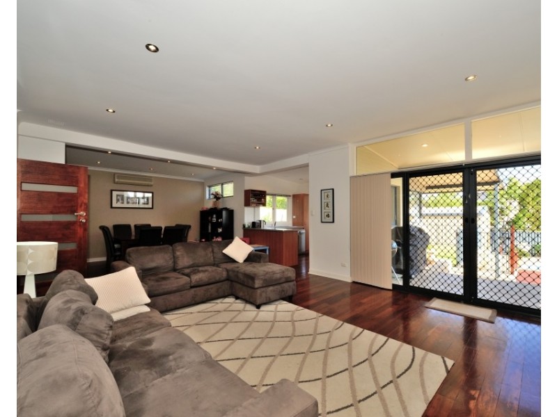 Doubleview WA 6018