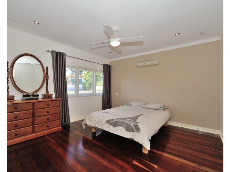 Doubleview WA 6018
