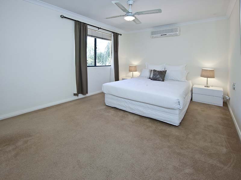 3/18 Escot Road, Innaloo WA 6018