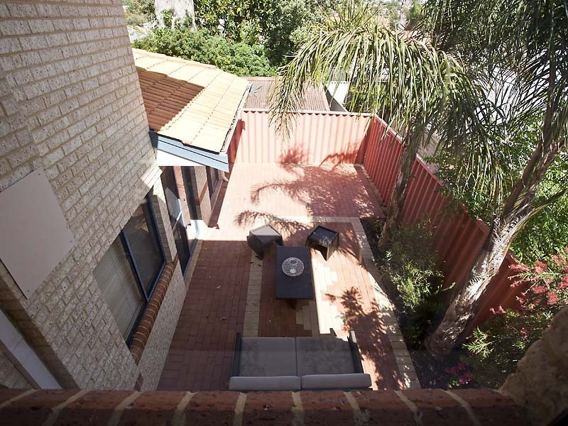 3/18 Escot Road, Innaloo WA 6018