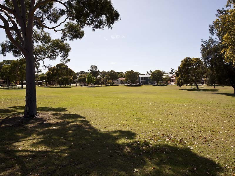 3/18 Escot Road, Innaloo WA 6018