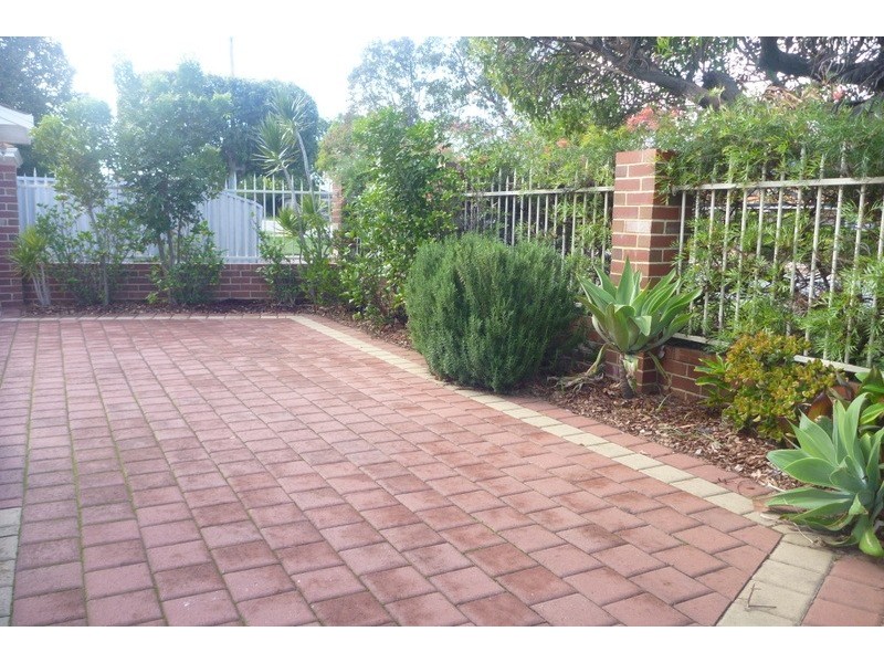 a/18 Eden Street, Innaloo WA 6018