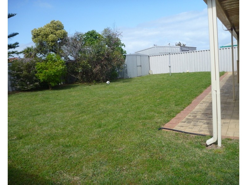 24 Huon Place, Merriwa WA 6030