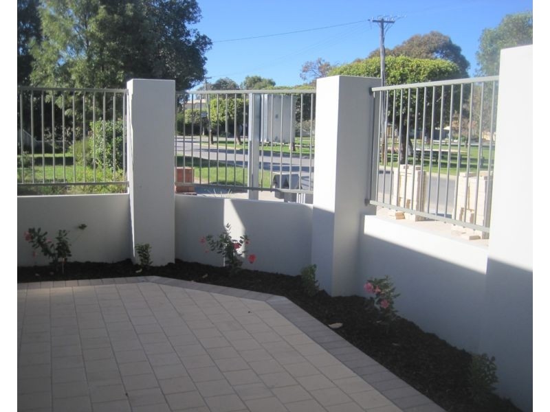 4A Hodges Street, Innaloo WA 6018