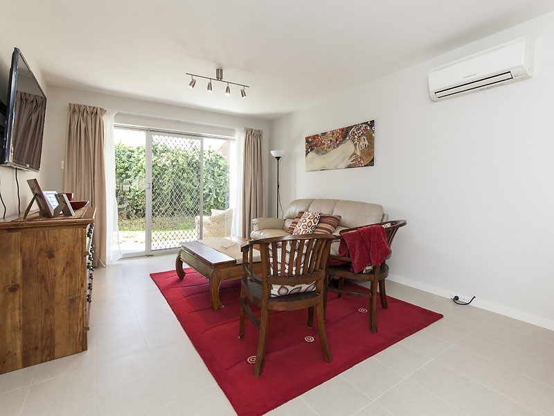 1/158 Peninsula Road, Maylands WA 6051