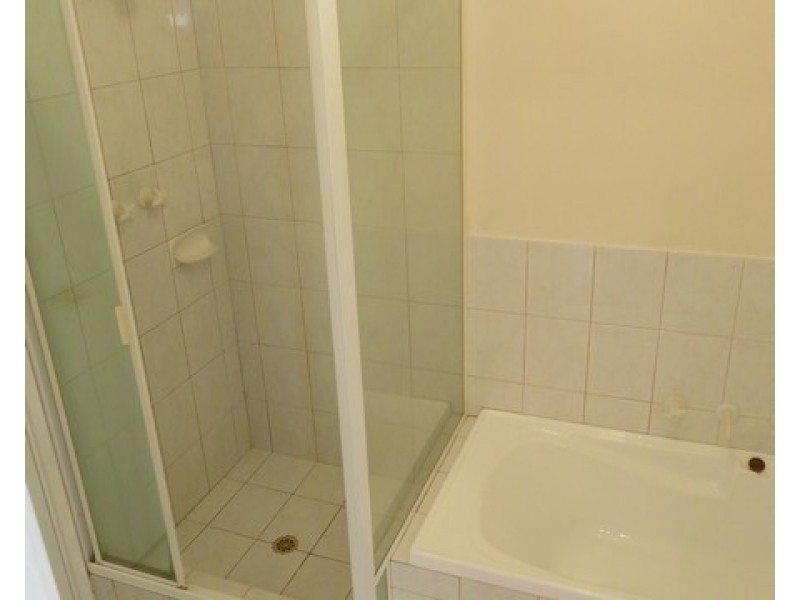 2/40 Albemarle Street, Doubleview WA 6018