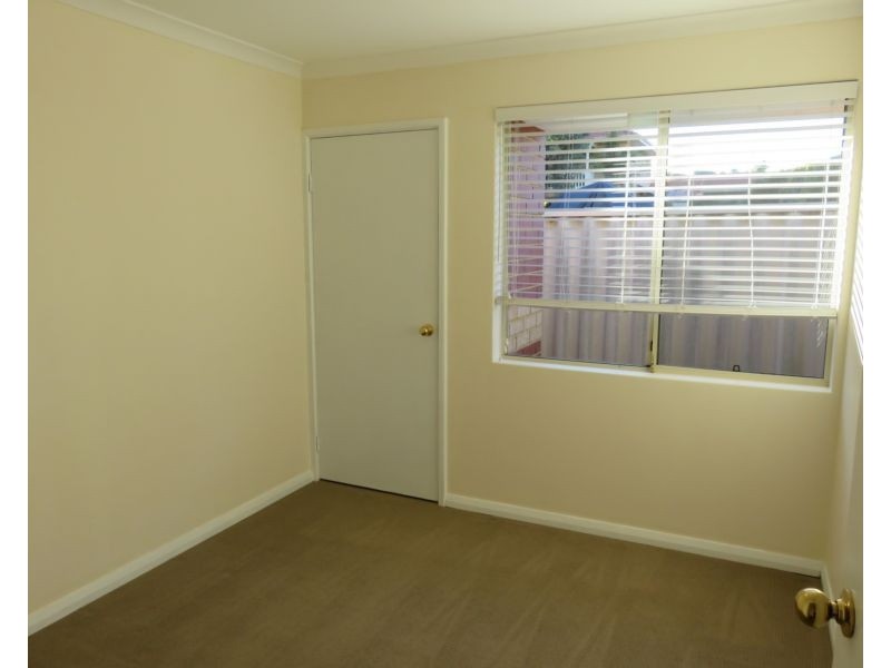 2/40 Albemarle Street, Doubleview WA 6018