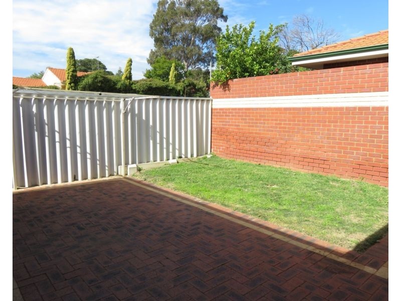 2/40 Albemarle Street, Doubleview WA 6018