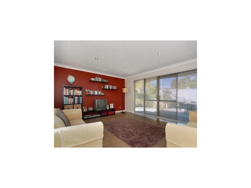 32 Fontaine Street, Balcatta WA 6021