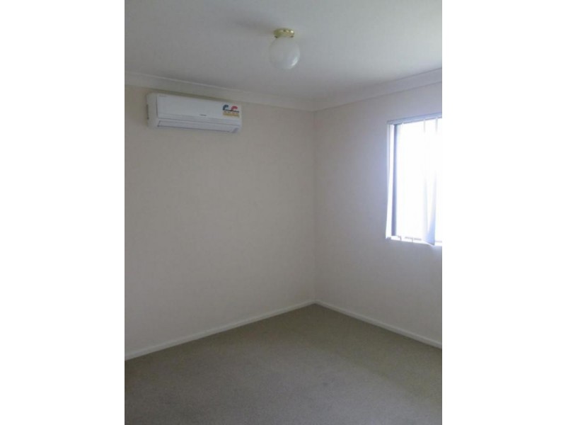 20E Roxwell Way, Girrawheen WA 6064