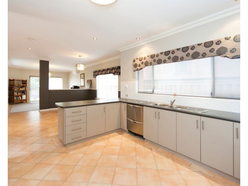 3/93 Norman Street, Innaloo WA 6018