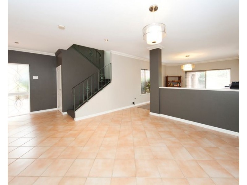 3/93 Norman Street, Innaloo WA 6018