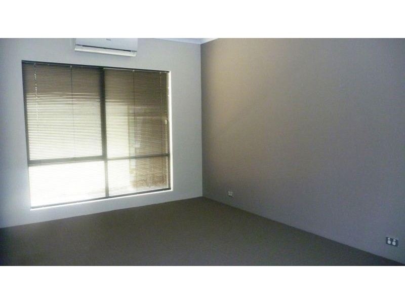 a/182 Ravenscar Street, Doubleview WA 6018