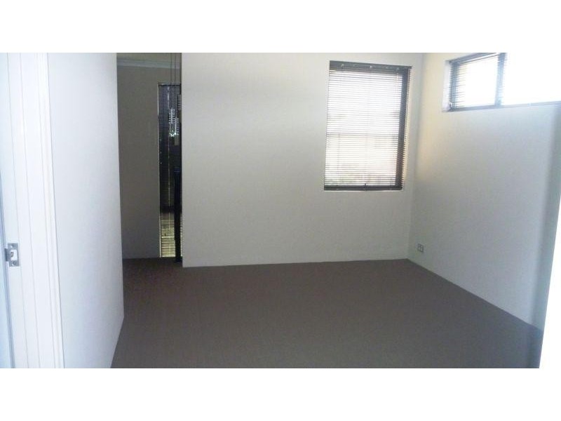 a/182 Ravenscar Street, Doubleview WA 6018