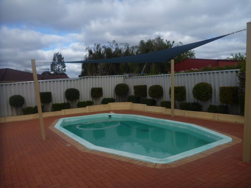 18 Pentecost Avenue, Beechboro WA 6063