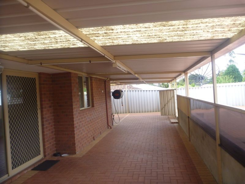 18 Pentecost Avenue, Beechboro WA 6063