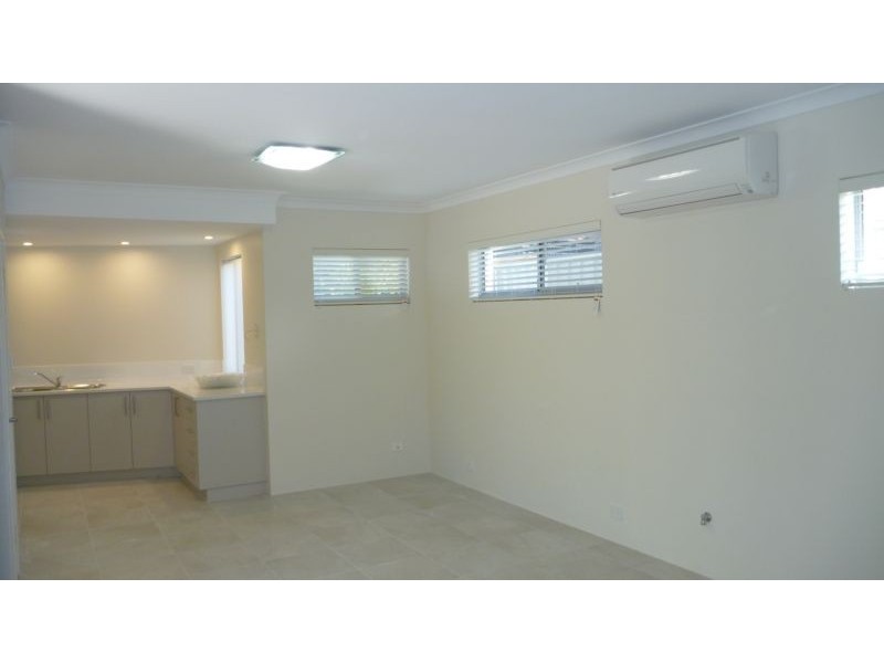 4C Hodges Street, Innaloo WA 6018