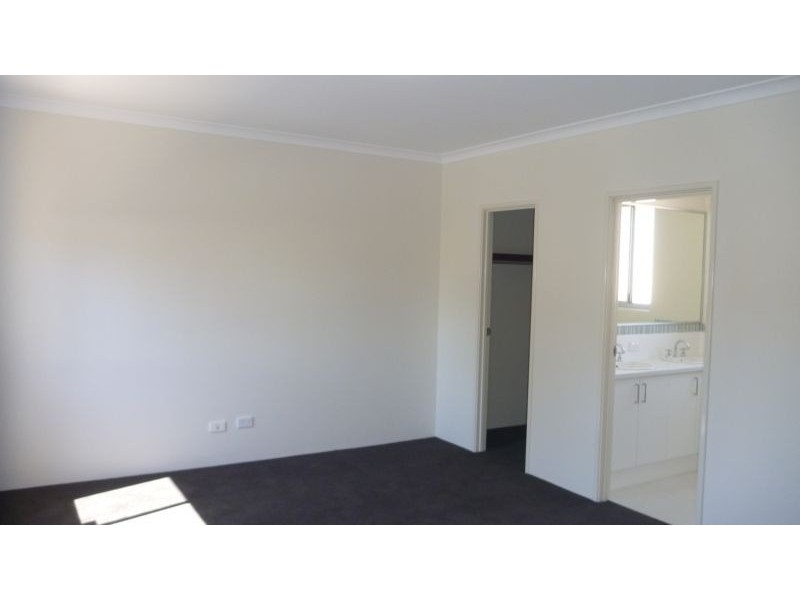 4C Hodges Street, Innaloo WA 6018