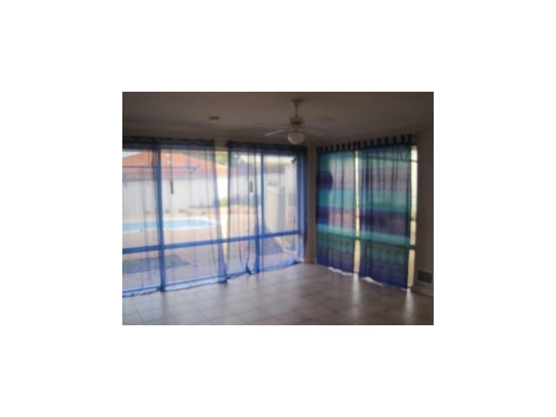 26 Carnock Way, Kinross WA 6028