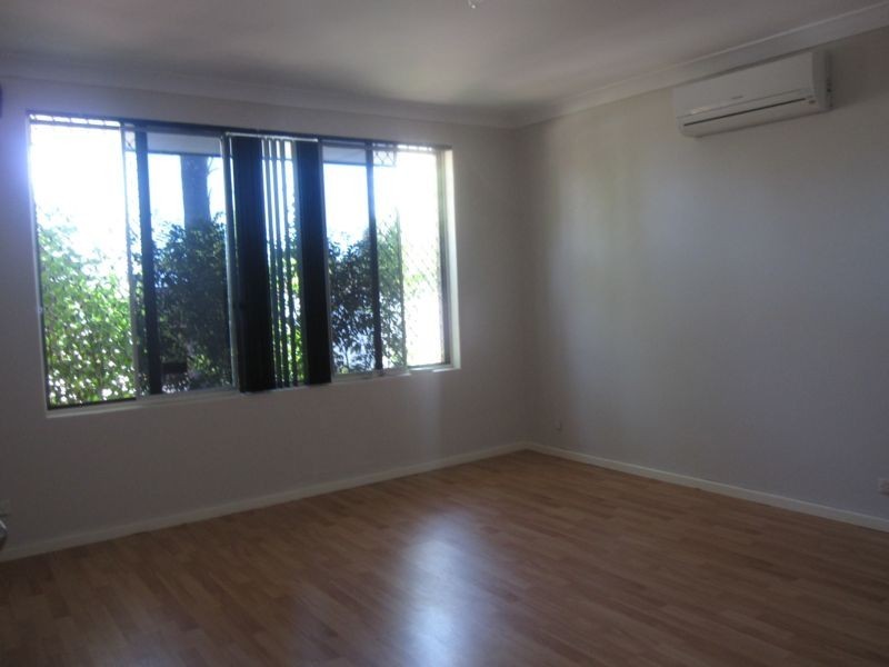 13 Hollingsworth Avenue, Koondoola WA 6064