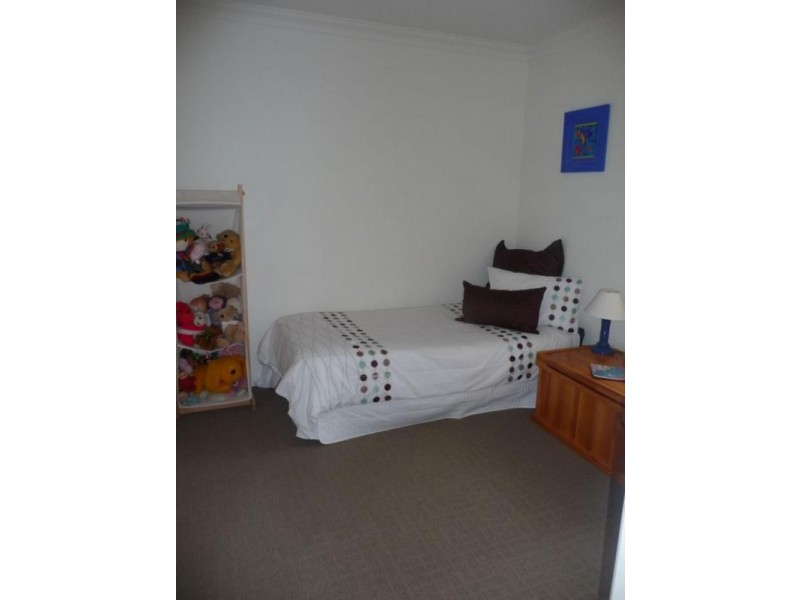 8A Dunster Road, Innaloo WA 6018