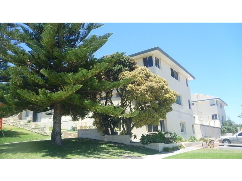 26/15 Eric Street, Cottesloe WA 6011