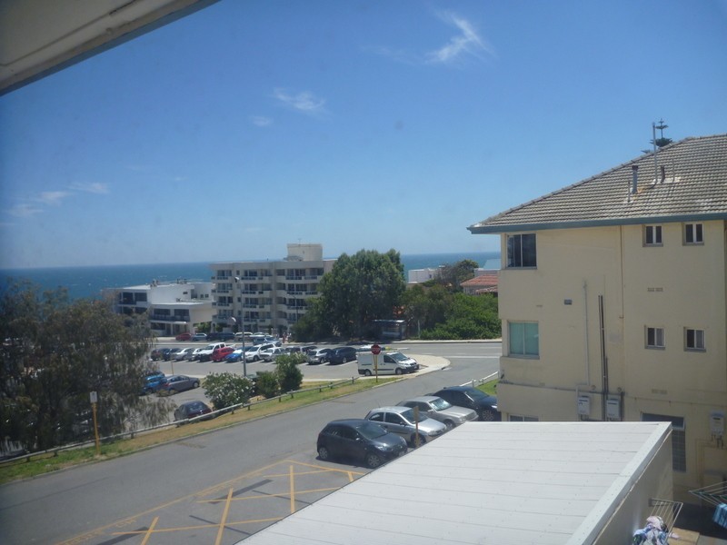 26/15 Eric Street, Cottesloe WA 6011