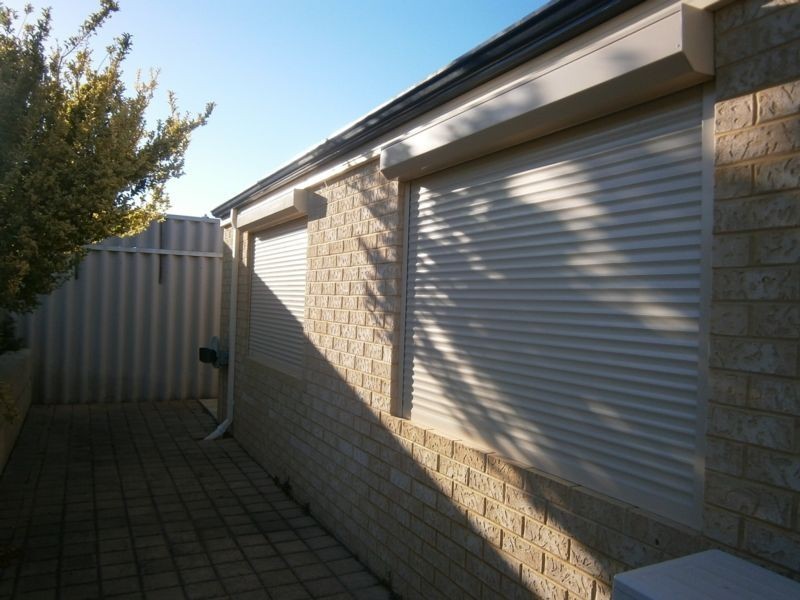 11 Allanbi Circle, Carramar WA 6031