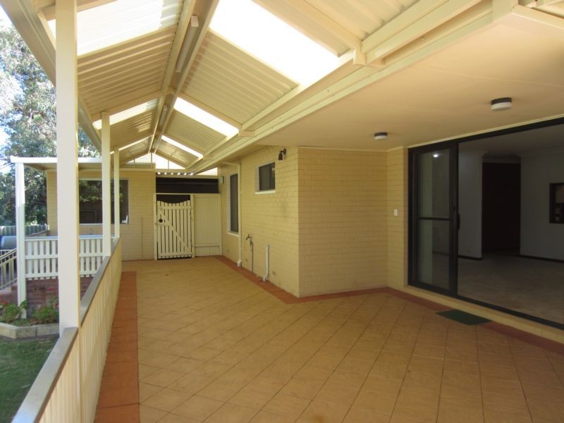 7 Scott Place, Hillarys WA 6025