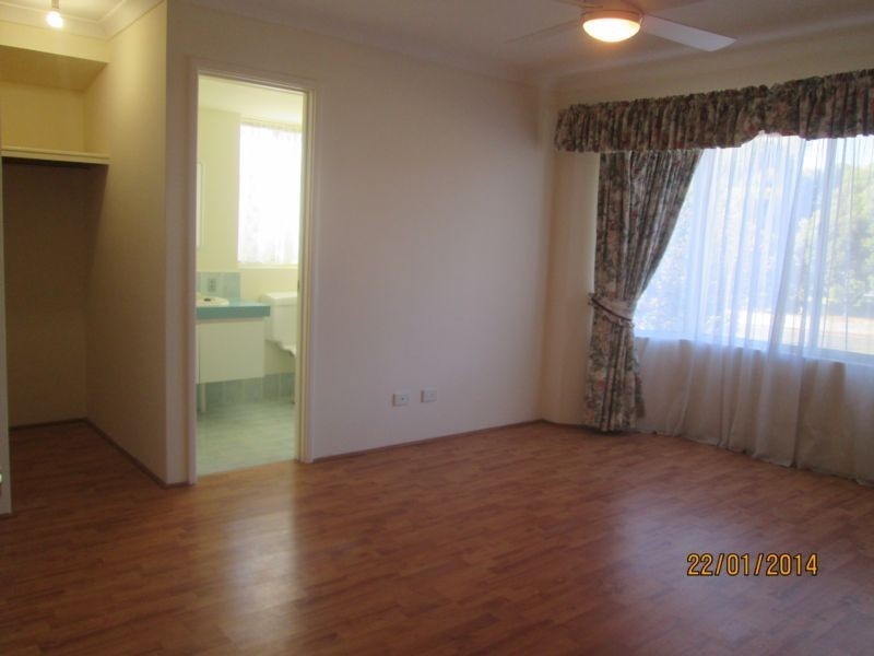 82 Kinross Drive, Kinross WA 6028