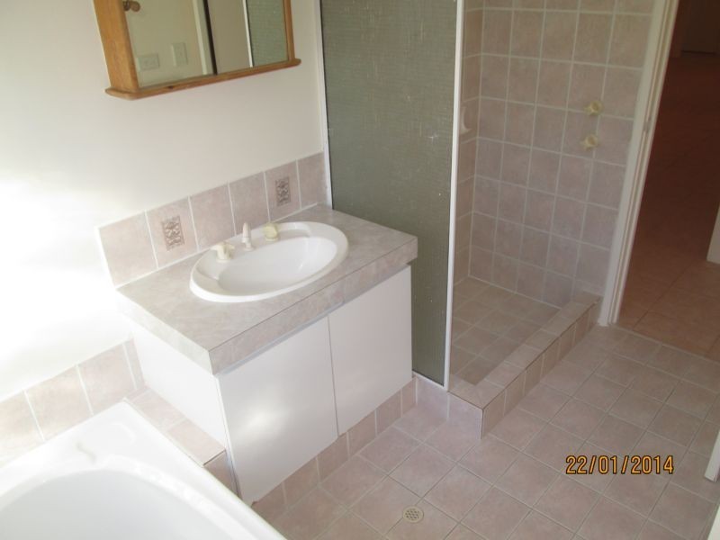 82 Kinross Drive, Kinross WA 6028