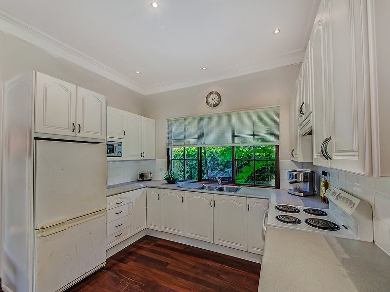 172 Grand Promenade, Doubleview WA 6018