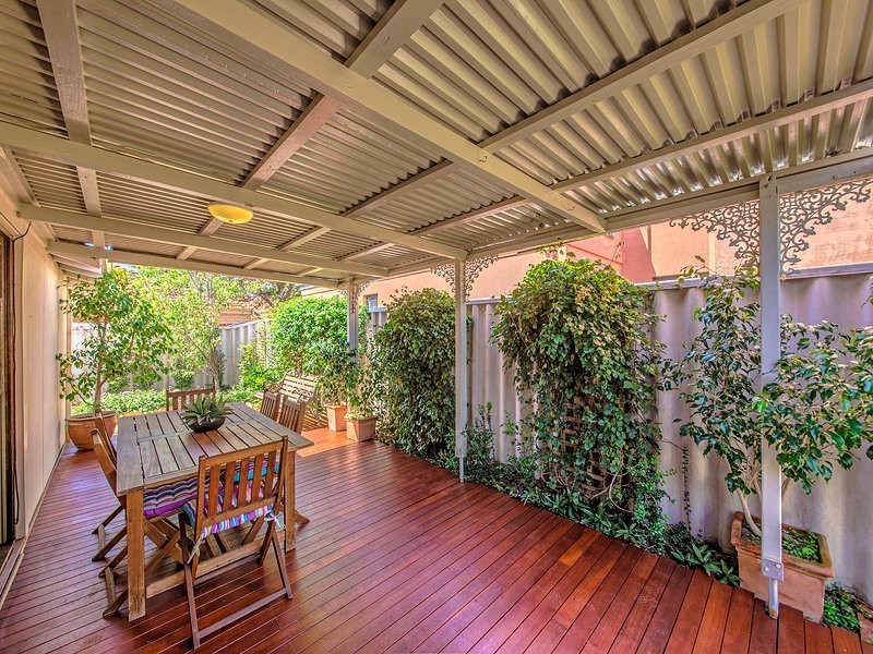 172 Grand Promenade, Doubleview WA 6018