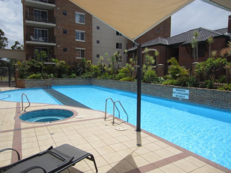 64/123 Wellington Street, East Perth WA 6004