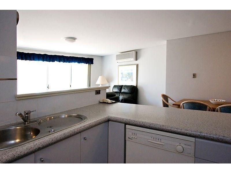 TH 9/183 West Coast Highway, Scarborough WA 6019