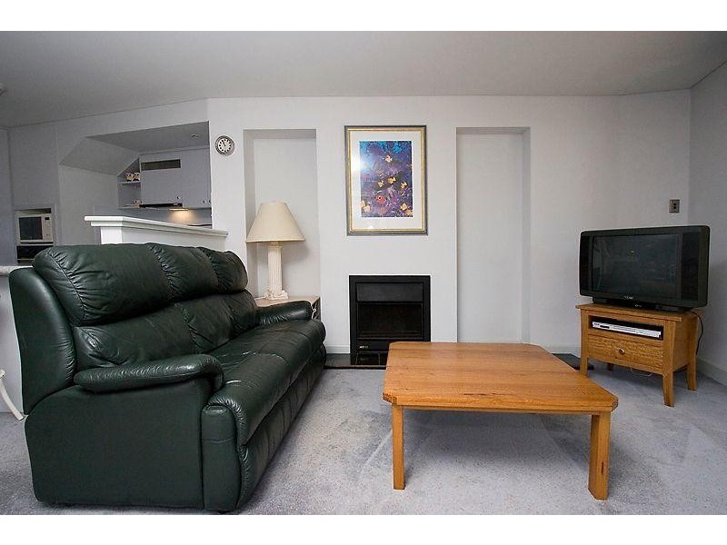 TH 9/183 West Coast Highway, Scarborough WA 6019