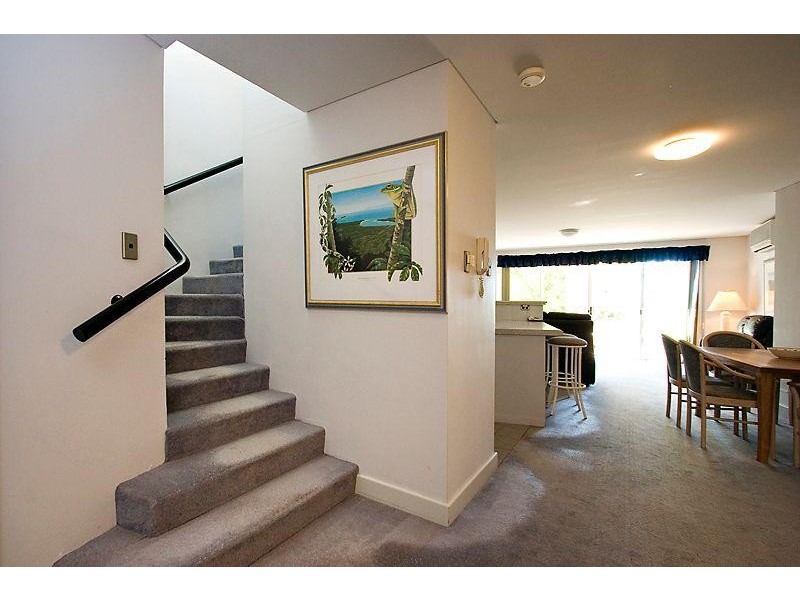 TH 9/183 West Coast Highway, Scarborough WA 6019