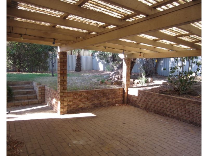 18 Malden Road, Kingsley WA 6026