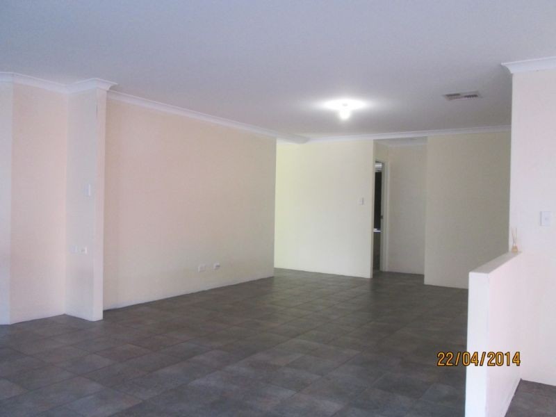 23 Bancombe Crescent, Ellenbrook WA 6069