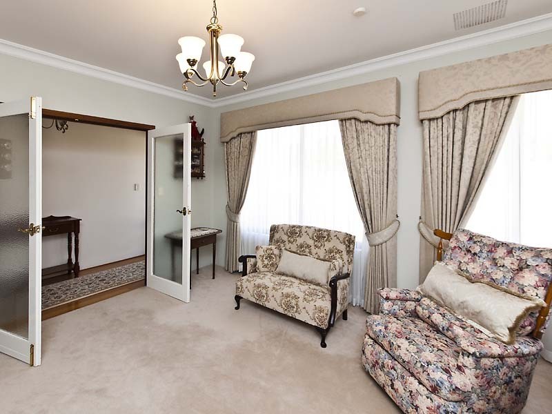 42A Dover Crescent, Wembley Downs WA 6019