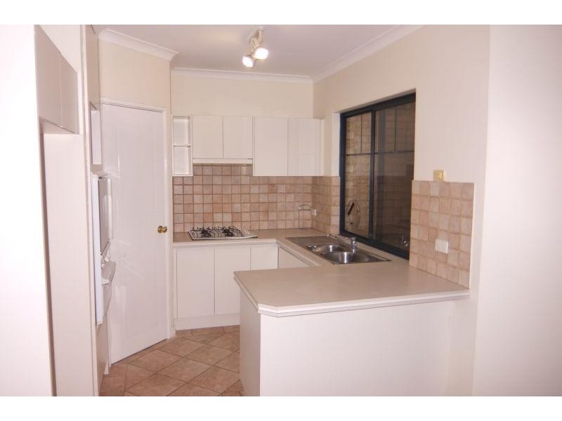 1/4 Cato Street, Glendalough WA 6016