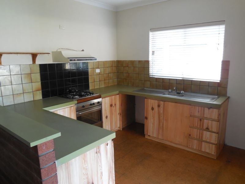 104 Barnes Street, Innaloo WA 6018