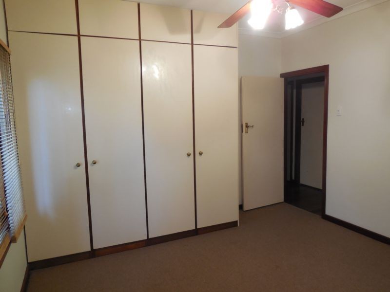 104 Barnes Street, Innaloo WA 6018