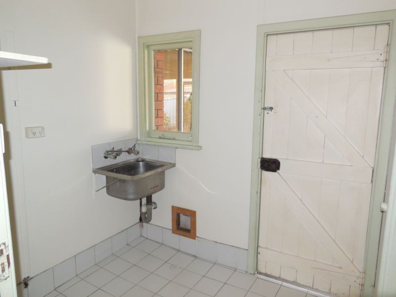 104 Barnes Street, Innaloo WA 6018